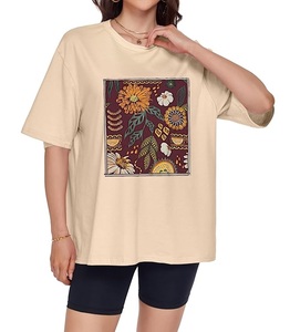 Camiseta de Mujer de Algodón 100% con Estampado de Nuevo Diseño, Manga Corta, Cuello Redondo, Hombros Caídos, Estilo Casual, de Bangladesh - Product Image 3