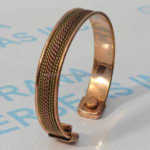 กำไลข้อมือทองแดงแท้แบบแม่เหล็กสมัยใหม่ แรงแม่เหล็กสูง บำบัดด้วยพลังแม่เหล็กชีวภาพ เป็นมิตรกับสิ่งแวดล้อม ผลิตภัณฑ์เพื่อสุขภาพระดับโลก งานฝีมือโลหะ - Product Image 2