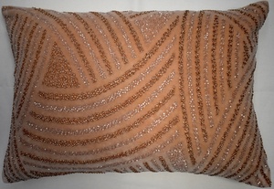 ปลอกหมอนกำมะหยี่ตกแต่งลายดอกไม้ ขนาด 35x45 ซม. ปลอกหมอนอิงนุ่มสบายสำหรับตกแต่งบ้าน ห้องนั่งเล่น ขายส่งสำหรับส่งออก - Product Image 4