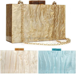 Pochette en résine marbrée avec sangle en chaîne Sac à main de créateur fait à la main pour femmes pour la fête, le mariage et l'événement en gros en vrac - Product Image 1