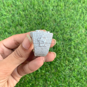 Anillo de Hombre Personalizable con Moissanita Tallada, Chapado en Rodio, Plata de Ley 925, Estilo Hip Hop/Rapper, para Regalos de Aniversario de Bodas - Product Image 3