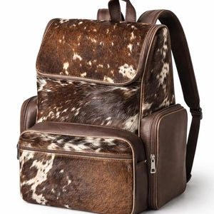 Mochila de Cuero Genuino Premium con Pelo y Cierre de Cremallera, Diseño de Letras, Estilo Vintage, para Viajes, Portátil y Escuela, Venta al por Mayor HNBP-0070 - Product Image 1