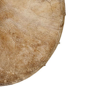 Tambour Bodhran chamanique sur mesure de grande taille, en peau de chèvre naturelle, avec une structure robuste et une construction durable pour les spectacles sur scène - Product Image 3