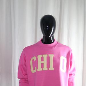 Sudadera CHI O PINK con Cuello Alto, 100% Crema, Apliques Bordados, Cuello Ancho, URBAN PRODUCTIONS - Product Image 3