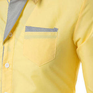 Camisa de vestir para hombre de material duradero disponible a precio de mayoreo con logotipo personalizado, antiarrugas y de calidad premium. - Product Image 4