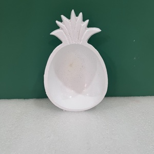 Bol en aluminium en forme d'ananas, plat de service décoratif, assiette à fruits, à collations et à desserts - Product Image 4