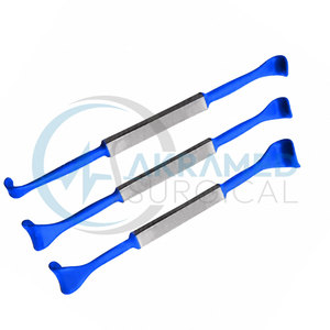 Juego de 3 Retractores de Párpados Desmarres, Aislados en Azul, Instrumentos Oftalmológicos para Cirugía Ocular, Acero Inoxidable, Certificación CE - Product Image 4