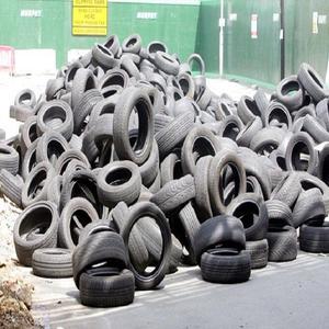 Pneus de camion d'occasion en gros, quantité importante, tailles mixtes, pneus de camion robustes pour importateurs, concessionnaires et distributeurs - Product Image 5