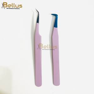 Pinzas para Extensión de Pestañas Bellus International BI-ET-3009 con Punta de Fibra, Logotipo Personalizado Gratuito, 45/90 Grados, Acero Inoxidable, Punta Lisa, Color Morado - Product Image 1
