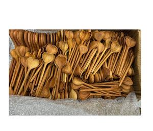Vente en gros de moyennes cuillères en forme de cœur en bois de rose pour cadeaux écologiques cuisine décoration de la maison couverts vaisselle - Product Image 1
