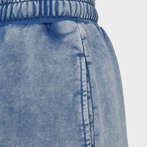 Shorts en jean pour femmes, nouvelle collection été, personnalisables en gros, shorts délavés à l'acide avec logo et design sur mesure pour femmes - Product Image 4