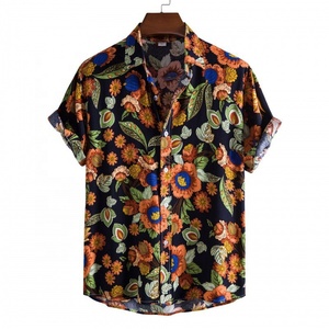 Chemise légère à manches courtes pour homme, en polyester, imprimée par sublimation, boutonnée, style hawaïen décontracté, idéale pour les vacances à la plage en été. - Product Image 2