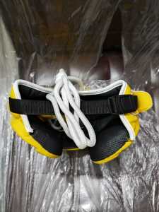 Protector de Cabeza Fly Knight X, Protector de Cabeza de Cuero Premium con Barra Protectora para las Mejillas Personalizada - Product Image 3