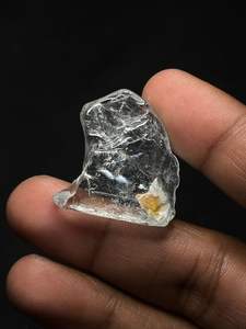 พลอยโทแพซธรรมชาติขัดเงาแบบหยาบ พร้อมประกายรุ้ง 64.5 กะรัต สำหรับทำเครื่องประดับ DIY - Product Image 5