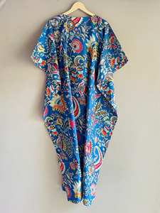 Colección de Caftanes de Verano 100% Algodón con Estampado Floral, Estilo Boho, Corte en A, Cuello en V, Holgados - Comodidad Diaria y Diseño Fresco - Product Image 5