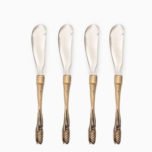 Cuchillo para Mantequilla de Latón Hecho a Mano de Lujo, Espátula Suave para Mantequilla, Queso, Mermelada y Pan, Herramienta Duradera para Cocina y Mesa de Comedor, Acabado Antiguo - Product Image 1