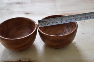Bol de service en bois simple, artisanal, en bois naturel, pour la cuisine, la salle à manger, les salades, les fruits, écologique, durable - Product Image 4
