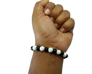 Pulsera Redonda de Piedras Mate Blancas y Negras Hechas a Mano para Hombre y Mujer, Estilo Feng Shui, Tamaño 8-10 mm, Joyería de Moda Energética - Product Image 2