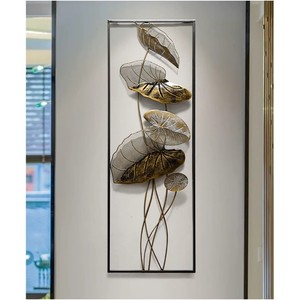 Decoración de Pared Metálica Hecha en India con Diseño de Hojas Doradas - Artesanía de Pared de Primera Calidad para Hogar y Hotel - Product Image 4
