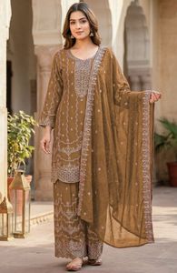 Ensemble prêt-à-porter Rangoli Crush avec dupatta, tenue ethnique brodée, ensemble Kurti Palazzo, tenue de fête pour mariage - Product Image 4