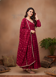 Ensemble Kurta Angrakha en soie Delta imprimée numérique rose Rani avec dupatta pour femme, entièrement cousu, 2,70 m de long, coupe ample, vente en gros, stock disponible - Product Image 6