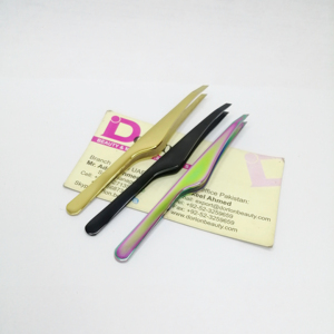 Nouvelles pinces à sourcils inclinées en acier inoxydable, finition or, arc-en-ciel, noir plasma, pour l'épilation, avec logo personnalisé - Product Image 1