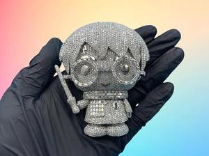 Colgante de mago de dibujos animados con incrustaciones de circonitas (solo el colgante) |   Joyería de Personajes Hip Hop con Moissanita Auténtica |   Colgante Brillante para Hombre |   Sin Cadena - Product Image 6