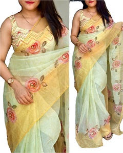 Sari élégant en pur coton Malai, non cousu, design ethnique moderne, lavable, avec broderies de sequins Khatha faites à la main, idéal pour mariages et fêtes - Product Image 1