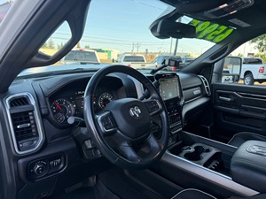 RAM 2500 Crew Cab Cummins 4x4 Usada del 2023 - Product Image 4