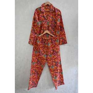 Ensemble de pyjama en coton respirant à imprimé floral fait main pour un confort quotidien - Product Image 3