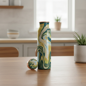 Bouteille d'eau en cuivre artisanale tendance 2026 de 750 ml |   Vaisselle en métal portable, légère, antirouille et étanche pour la vente en gros - Product Image 2