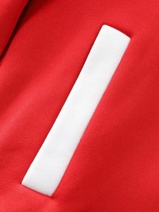 Fabricante de Chaquetas Universitarias Personalizadas de Alta Calidad, Chaqueta Deportiva con Parche de Logotipo, Cierre de Botones, Color Sólido - Product Image 5