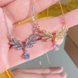 Collar con gotas de agua para mujer, colgante con incrustaciones de circonita, hecho de acero inoxidable 304 con cadena de cable chapada en oro de 0,03 µm - Product Image 1