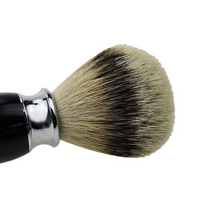 Brocha de Afeitar de Pelo Sintético Premium para Hombre, Más Vendida, con Mango de Madera Personalizado con Detalles en Negro y Cromo - Product Image 5