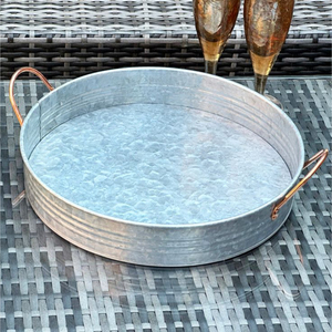Plateau de service rond décoratif en métal argenté galvanisé avec poignées en cuivre pour la cuisine et la décoration de la maison, prix usine - Product Image 1