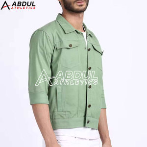 Veste d'hiver en jean style urbain pour homme, design intérieur isolé, look tendance, idéale pour un usage quotidien en hiver - Product Image 4