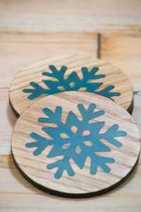 Sous-verres d'hiver découpés au laser, sous-verres flocon de neige en résine époxy - Product Image 4