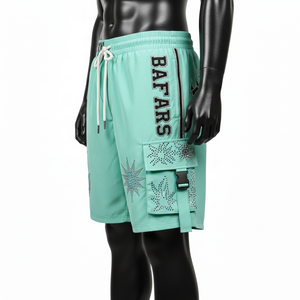 Short de bain homme premium 160GSM polyester élasthanne séchage rapide vert menthe avec bordure noire et logo thermocollé - Product Image 3