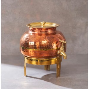 Dispensador de agua de cobre martillado más vendido con grifo y tapa de latón, estilo vintage, para el hogar - Product Image 1