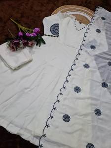 ชุดเลเฮนกาผ้าไหมน้ำหนักเบา ดีไซน์ใหม่สุดพิเศษ หลากสีสัน สำหรับงานแต่งงานและงานเลี้ยง ชุดสำหรับผู้หญิง - Product Image 6