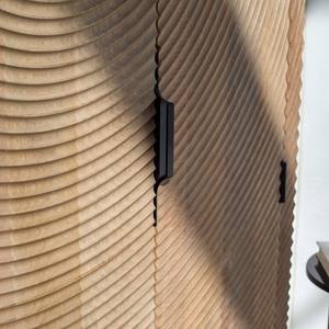 Mueble de Madera Vandana Aureo Orion, Mueble de Almacenamiento Moderno para el Hogar, Diseño Minimalista en Madera Sólida - Product Image 2