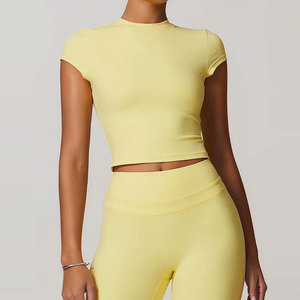 Camiseta de Compresión de Verano para Mujer, Corte Crop, Jersey Sin Costuras, 100% Algodón, Elástica en 4 Direcciones, Ajuste Delgado, Color Sólido, Cuello en V, Manga Corta - Product Image 4