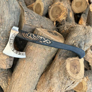 Hacha Vikinga Nórdica con Cabeza de Acero Grabada, Mango de Madera Envuelto en Cuero, Estilo Histórico, para Supervivencia al Aire Libre - Product Image 2