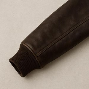 Blouson d'hiver pour homme en cuir de mouton marron tricoté, imperméable, avec logo personnalisé brodé sur le devant, poches zippées, col rabattable - Product Image 3