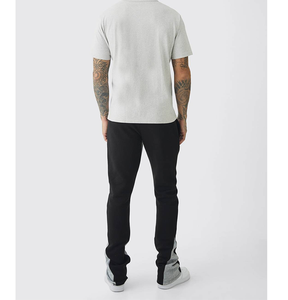 Pantalones Deportivos de Estilo Modesto, Corte Informal y Relajado, con Logotipo Personalizado, Paneles Laterales en Contraste, Cordón Elástico, Felpa de Algodón para Hombre - Product Image 3