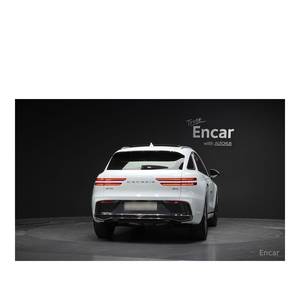 Genesis GV70 2024 2.5T Essence AWD 8216 km Boîte de vitesses automatique Sièges en cuir Volant à gauche avec caméra arrière - Product Image 4