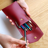 Estuche Organizador de Cuero Genuino Personalizado para Bolígrafos y Lápices