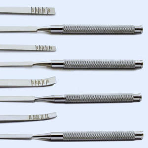 Ciseau à os Gardner, instrument chirurgical dentaire réutilisable et autoclavable, personnalisation OEM, logo sur mesure, ciseau à os général de la marque Dentavex - Product Image 1