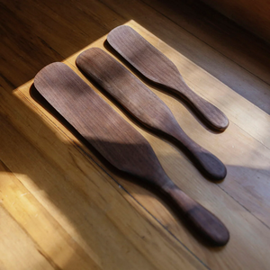 Ensemble de 2 spatules en bois, ustensiles de cuisine de qualité supérieure et très demandés, adaptés aux aliments. - Product Image 3