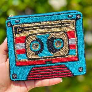 Monedero pequeño hecho a mano con cuentas de semillas, decorativo, al mejor precio. - Product Image 5